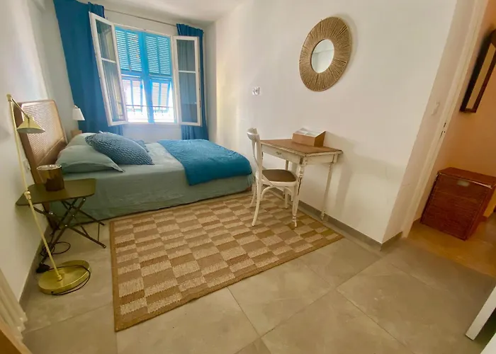 Au Coeur Du Vieux Nice, 3 Au Calme, Grand